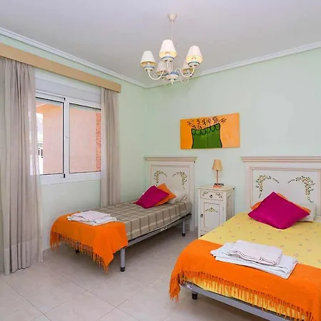 Ch Calida Monteazul Villa *