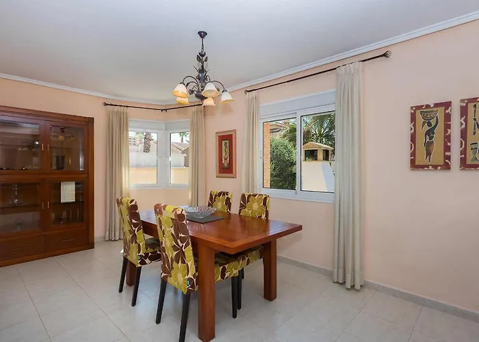 Ch Calida Monteazul Villa